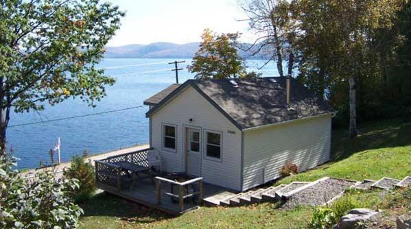 Silver Springs Cottage Resort Harcourt Exterior photo