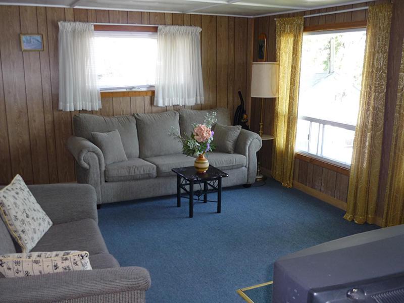 Silver Springs Cottage Resort Harcourt Room photo