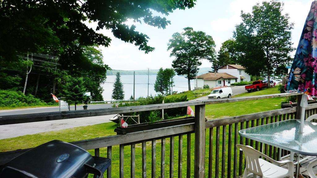 Silver Springs Cottage Resort Harcourt Exterior photo