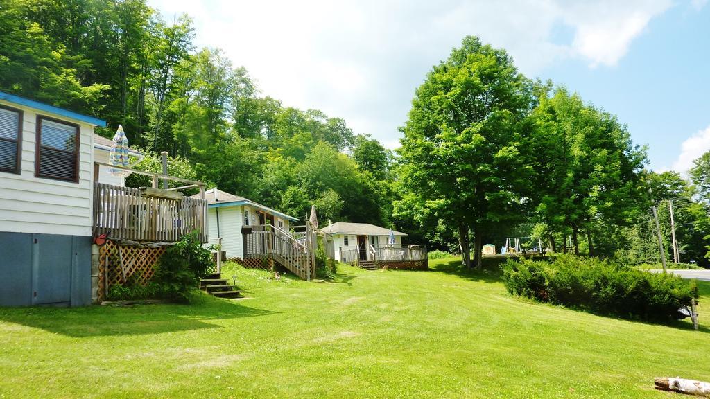 Silver Springs Cottage Resort Harcourt Exterior photo